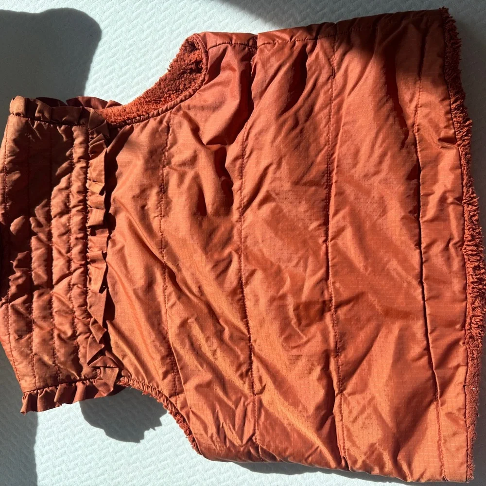 Vintage Forever 21 Ruffle Orange Vest - Picture 3 of 9